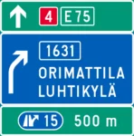 Merkillä annetaan ennakkotieto risteyksen liikennesuunnista. Vihreä pohjaväri osoittaa moottoritien tai moottoriliikennetien suunnan. Musta pohjaväri osoittaa yksityisen tien suunnan. Valkoinen pohjaväri osoittaa paikalliskohteen. Keltainen pohjaväri ja musta teksti osoittaa kiertotien tai tilapäisen liikennejärjestelyn. Punaisella vinoristillä peitetty kohde osoittaa, että reitti kyseiseen kohteeseen on tilapäisesti pois käytöstä. Merkkiä F2 voidaan käyttää myös risteyksessä.